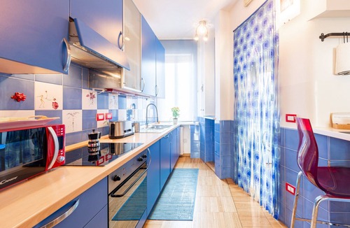 Lubiana Apartment | Charme Parmense: Elegance and History