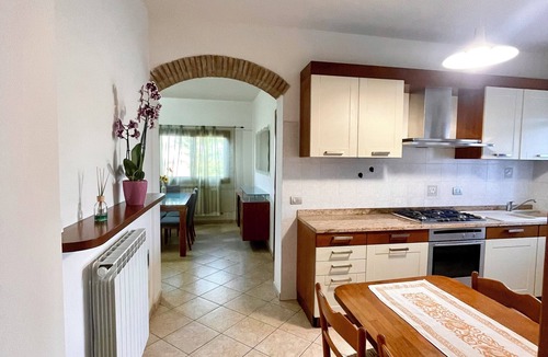 Nonantola Apartment | Cherry tree apartment