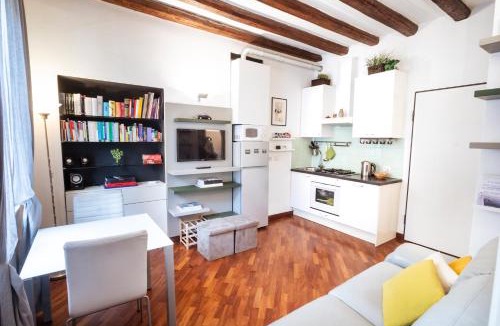Porta Venezia Apartment | Cosy and Bright Flat in the heart of Porta Venezia