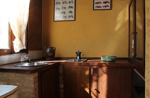 Granarola Apartment | Cosy apartment for 4 people with pool, WIFI, A/C, TV, patio and pets allowed