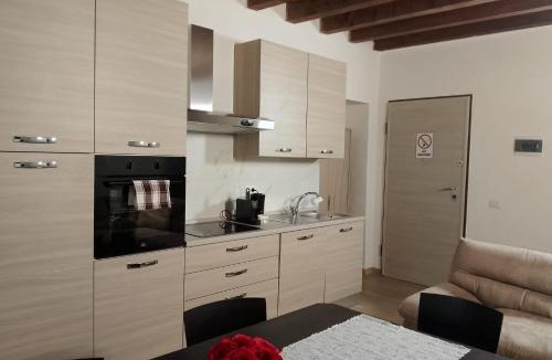 Monte Apartment | Desenzano Padenghe - 8 min al lago - 8 Minuten vom See