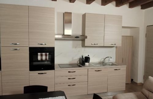 Monte Apartment | Desenzano Padenghe - 8 min al lago - 8 Minuten vom See