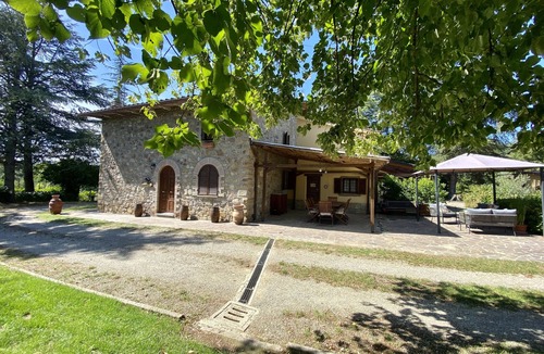 Santa Reparata House | Farmhouse in Tuscany where you can spend magnificent moments of relaxation with fireplace and pool