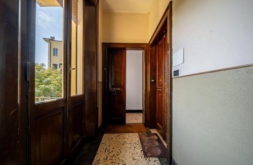 Old Town Apartment | FERRARI - Stazione e centro città