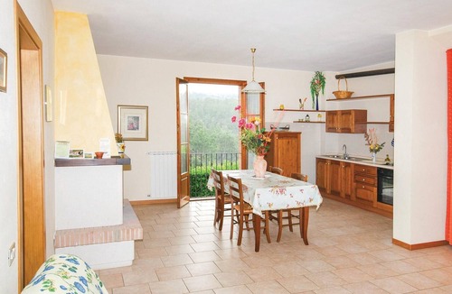 Montaione Apartment | Gorgeous apartment in Montaione FI