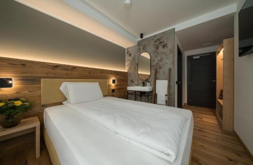 Roncone Hotel | Green Hotel Genzianella