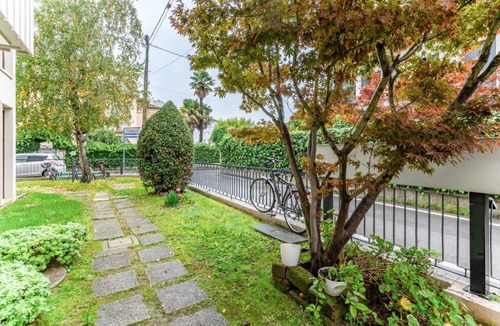 Padova Apartment | GuestHost - Cosy studio of 17 smq for two people, located on the ground floor of a just renovated building NO lift (there is a step to access the entrance of the flat). The property is located in a quiet and peaceful residential area. In just a few minut