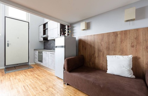 Gorla House | GuestHost - Modern 30 sqm studio apartment, ideal for 2 people, located on the ground floor of a building WITHOUT a lift (one step down to access it).The property is located in the Gorla district, full of all services and well connected thanks to local p