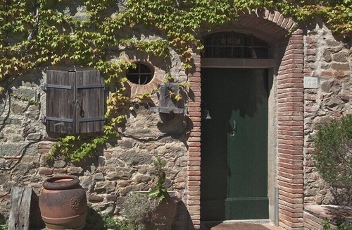 Terranuova Bracciolini House | Hamlet in beautiful and unspoiled countryside ideal for groups up to 25 people