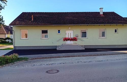 Perzendorf House | Haus Anton