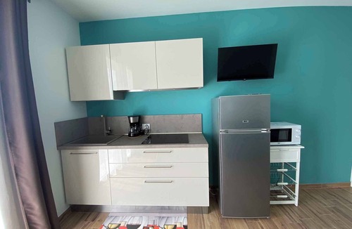 Colà Di Lazise Apartment | Holiday apartment with balcony and air conditioning