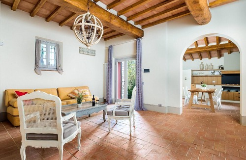 Reggello Apartment | holiday flat "Olivo t5 Rota" with pool