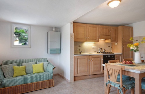 Levanto House | Holiday Home 'Casa Luci' with Sea View, Private Terrace and Wi-Fi