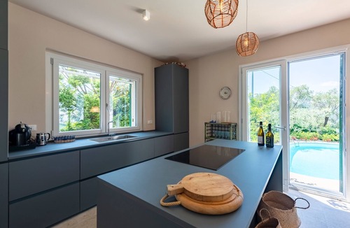 Rapallo Villa | Lemon & Olive Escape by "At Home"