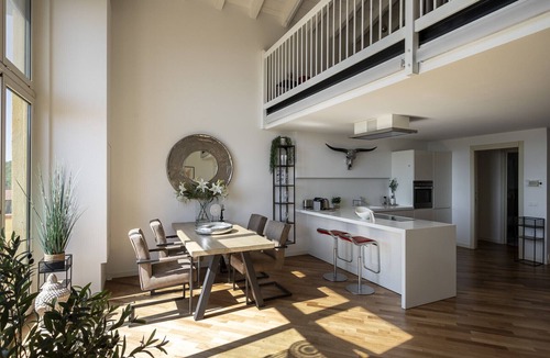 Puegnago del Garda Apartment | Loft la Torretta with lake view and pool