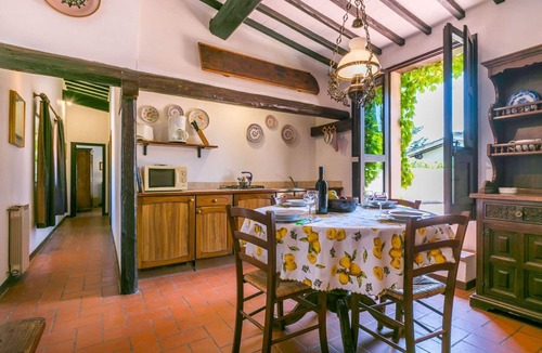 Colle di Val d'Elsa House | Lovely apartment in villa for 4 guests with pool, WIFI, TV, terrace and panoramic view