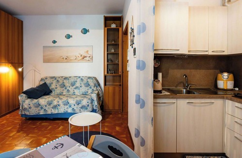 Santo Stefano al Mare Apartment | Lovely apartment for 3 people with WIFI, A/C, TV, balcony and pets allowed