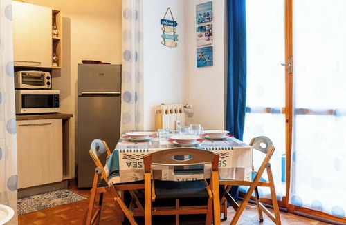 Santo Stefano al Mare Apartment | Lovely apartment for 3 people with WIFI, A/C, TV, balcony and pets allowed