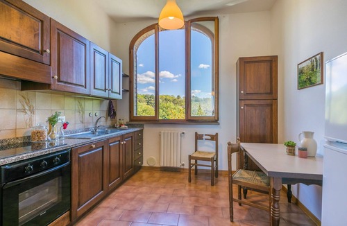 San Vivaldo Villa | Lovely apartment in villa for 8 guests with WIFI, pool, TV, terrace and pets allowed