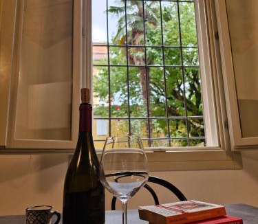 Old Town Apartment | Martin's Home - Spacious 60 sqm apartment in Modena historic center ideal for families and business stays