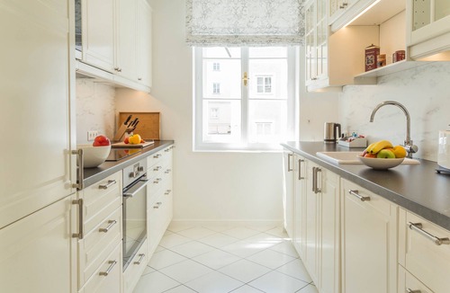 City Centre Salzburg Apartment | NEW: Luxurious Apartment, bright & spacious, only short walk to city center