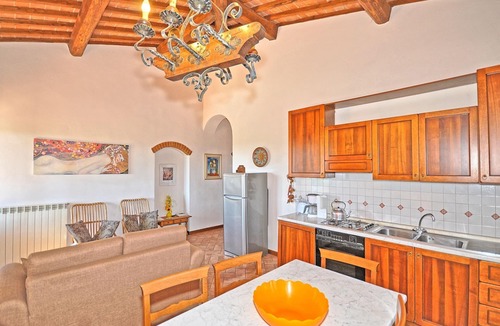 San Gimignano Apartment | Nice apartment for 4 people with WIFI, A/C, pool, TV, terrace and panoramic view