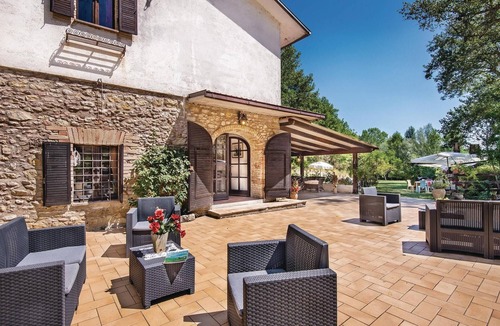Baiano House | Nice home in spoleto pg with private swimming pool, can be inside or outside