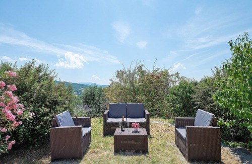 Lidarno Apartment | Palazzo Goduto - Organic Farm Retreat in Umbria, Italy