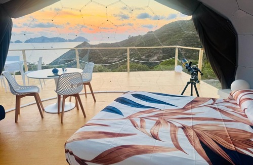 Ponza RV Rental | Palmaria Sky Bubbles Room - Sleep Under the Stars in a Dream Bubble Room