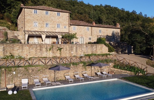 Pelago Villa | Private Tuscan farmhouse with infinity pool, panoramic view with 14 seats