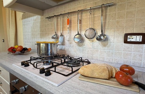 Ferretto Villa | Private Villa with WIFI, A/C, private pool, TV, pets allowed, panoramic view, close to Cortona