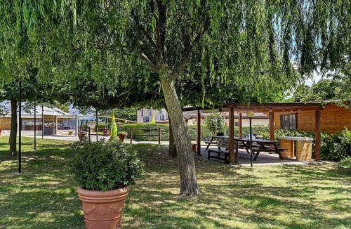 Borgo San Lorenzo Apartment | Quadruple Room Claudia: Space and Comfort in the Heart of Mugello