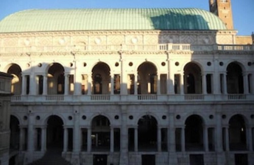 Vicenza Apartment | Room with a private bathroom and breathtaking views in the heart of Vicenza
