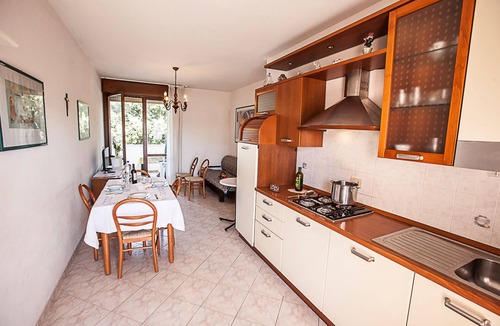 Rosapineta Apartment | Seaside happiness flat and shared pool in Rosolina