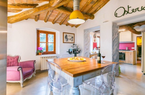 San Casciano in Val di Pesa Villa | Stunning private villa for 8 people with A/C, WIFI, private pool, TV, patio and panoramic view