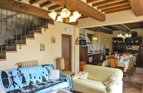 Pieve di Chio Villa | Stunning private villa for 5 people with private pool, A/C, WIFI, TV, terrace and pets allowed