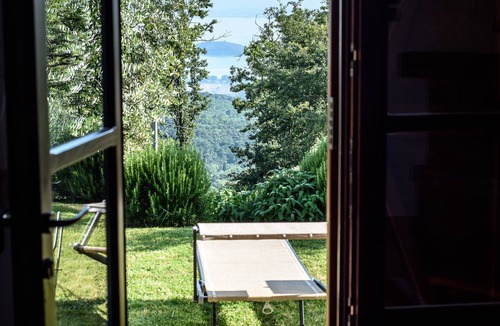 Lisciano Niccone Villa | Stunning private villa with private pool, WIFI, A/C, TV, terrace, panoramic view, close to Cortona