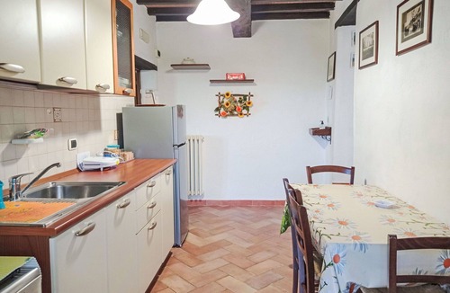 Pieve di Chio Villa | Stunning private villa for 8 people with private pool, WIFI, patio and pets allowed