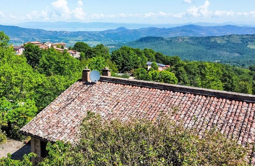 Piegaro Villa | Stunning private villa for 6 people with private pool, A/C, WIFI, TV, terrace and pets allowed