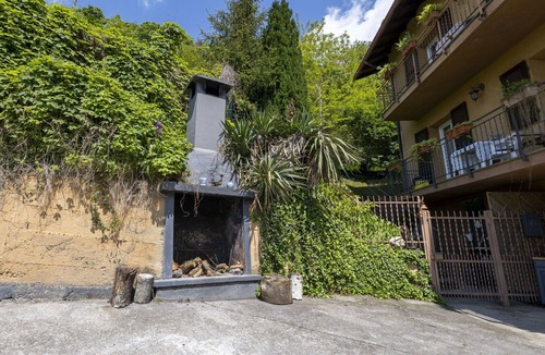 Pisogne Villa | Stunning private villa for 16 people with WIFI, private pool, TV, patio and pets allowed