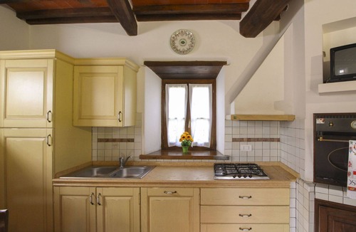 Subbiano Villa | Stunning private villa for 10 people with private pool, WIFI, A/C and TV, close to Arezzo