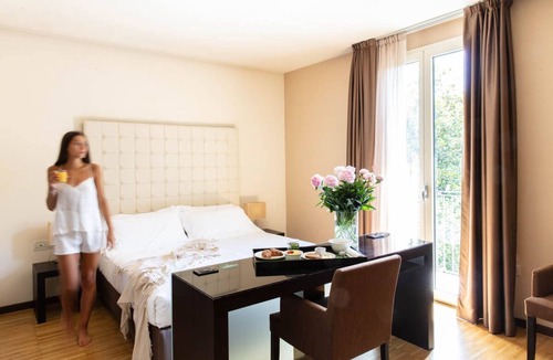 Longa Hotel | Sweet Hotel