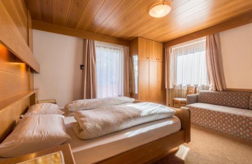 La Villa Bed & Breakfast | Tlisüra b&b