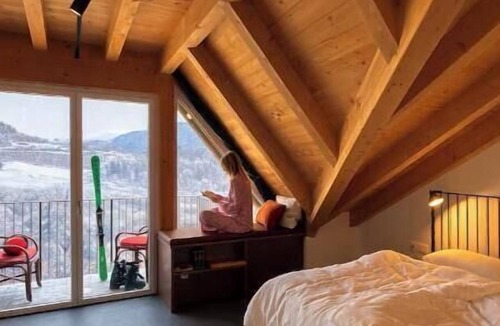 Signato Apartment | To the Bahngarten 1907 – Historic train station building with a panoramic view