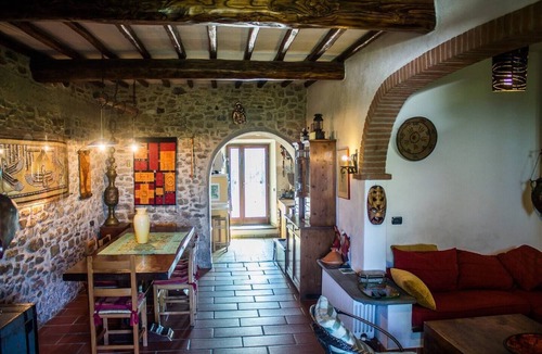 Vicchio Villa | Tuscan farm Villa with Spectacular Views