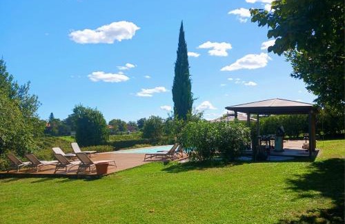 Castel San Pietro Terme House | Tuscany Garden Inn - Boutique B&B