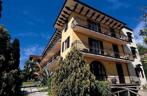Marciaga Resort | Type A (no lake view)