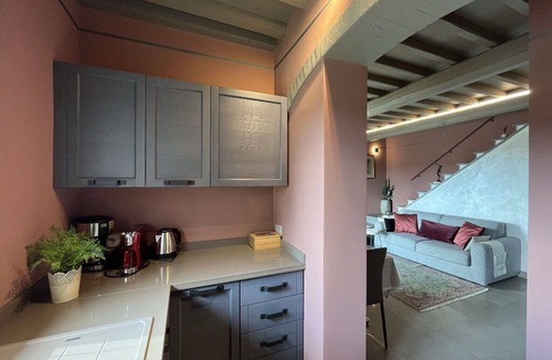 Ferretto House | Vacation Home in Pietraia with 2 bedrooms sleeps 6