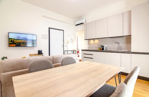 San Donato-San Vitale Apartment | Vela Home