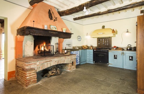 Marti Villa | Villa in Province of Pisa, private pool & garden, near airport Pisa or Firenze